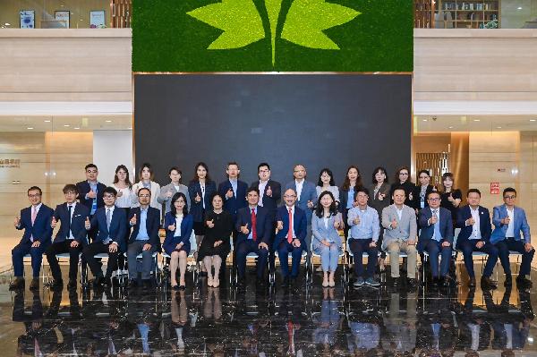 同心聚力，上泽齐辉 | 优越会控股与泽璟制药举行战略合作签约仪式