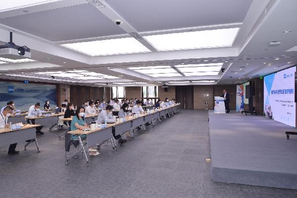 敢于战斗 敢于攻坚 敢于胜利 | 优越会控股召开2022年一季度工作会议